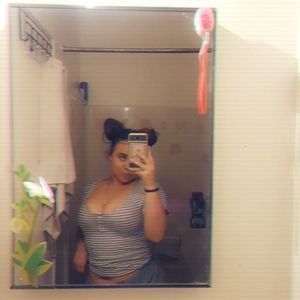 Meet your Posher, Liz